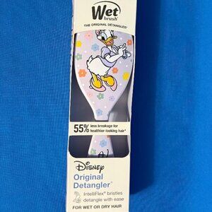 BRAND NEW WET BRUSH DISNEY DAISY DUCK ORIGINAL DETANGLER BRUSH 55% LESS BREAKAGE
